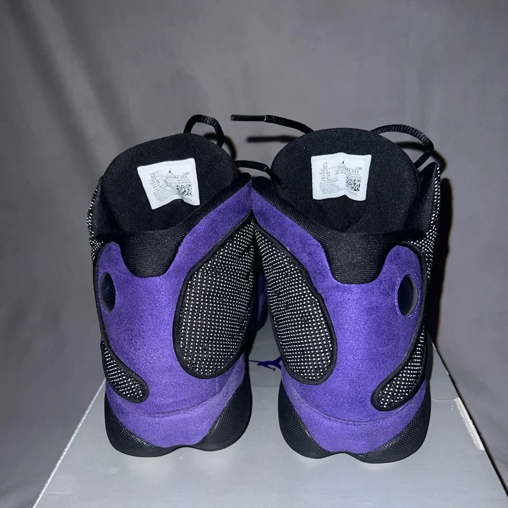 Jordan 13 ‘Court Purple’ - Picture 2 of 3